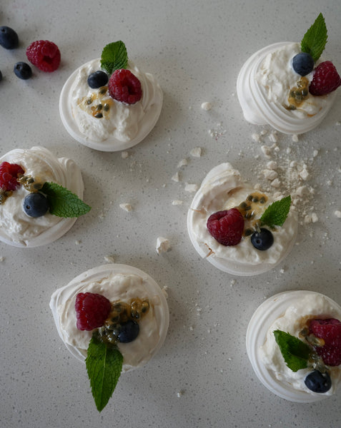 Christmas Mini Pavlova Recipe